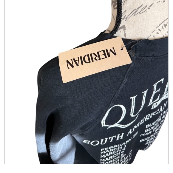 QUEEN SOUTH AMERICA TOUR 🖤  Black Concert Sweater - Picture 8 of 12